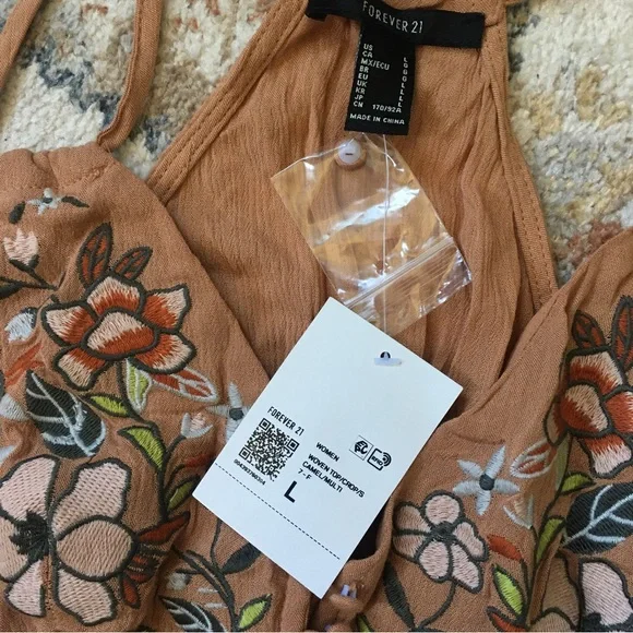 NWT Forever 21 boho gauze embroidered floral strappy button down crop top - Picture 8 of 10